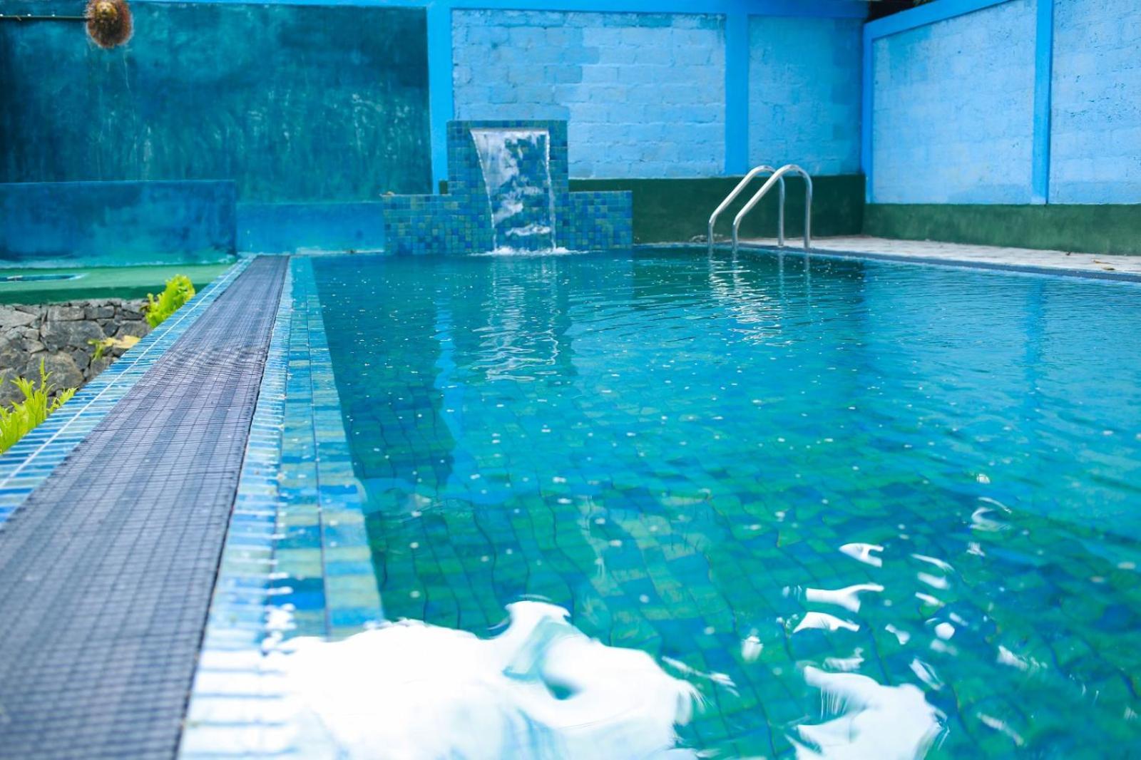 Villa Eco Green Airport 카투나야크 외부 사진