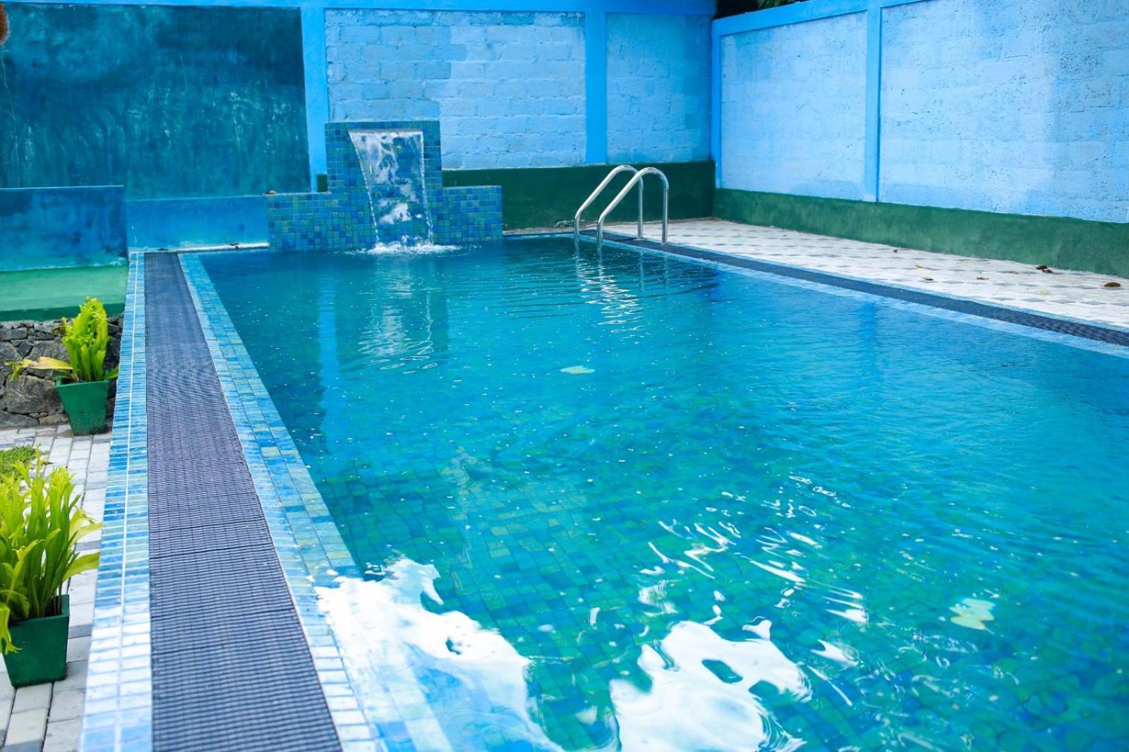 Villa Eco Green Airport 카투나야크 외부 사진